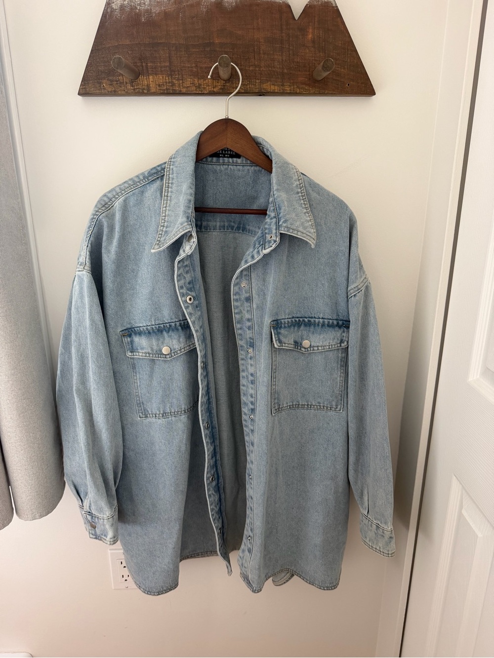 Women’s Light Denim Jacket